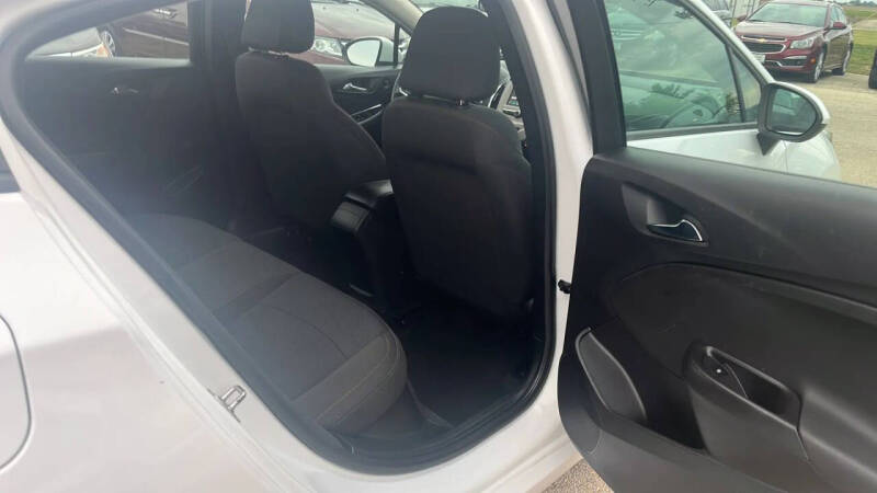 2017 Chevrolet Cruze LS Auto