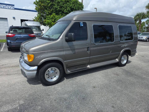 2003 Ford E-Series E-250 SD