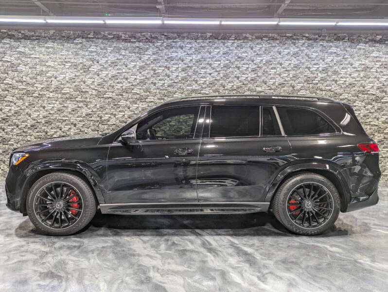 Used 2022 Mercedes-Benz GLS AMG GLS63 with VIN 4JGFF8KE9NA779542 for sale in Detroit, MI