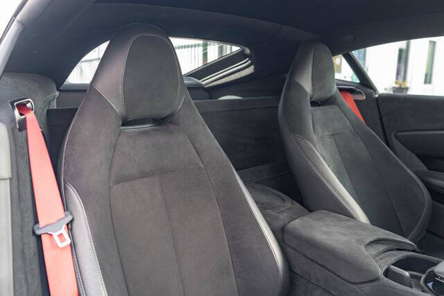 2021 Aston Martin Vantage