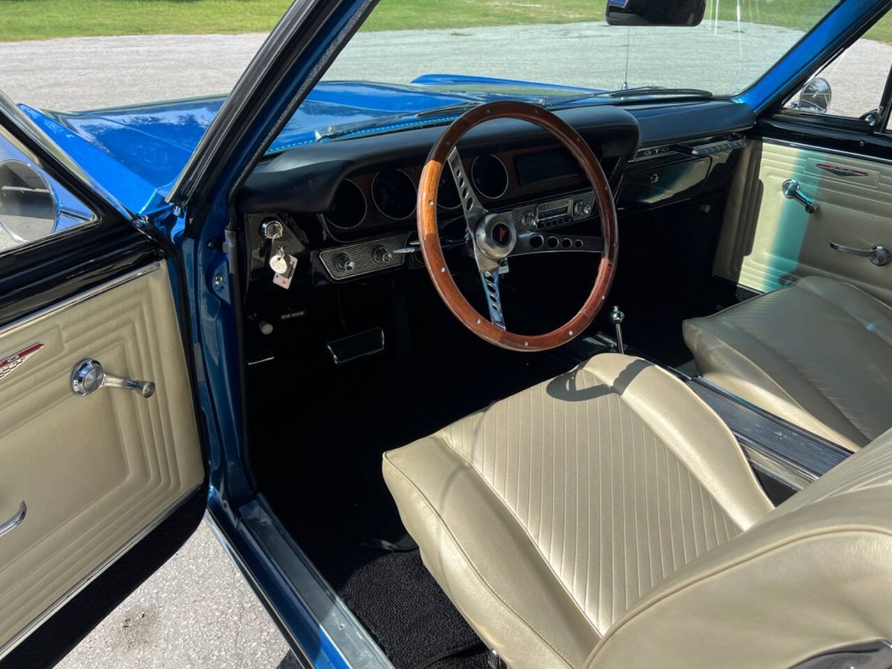 1965 Pontiac Le Mans for sale at Memory Lane Classic Cars in Bushnell, FL