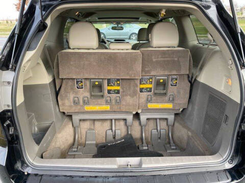 2014 Toyota Sienna XLE 7-Passenger