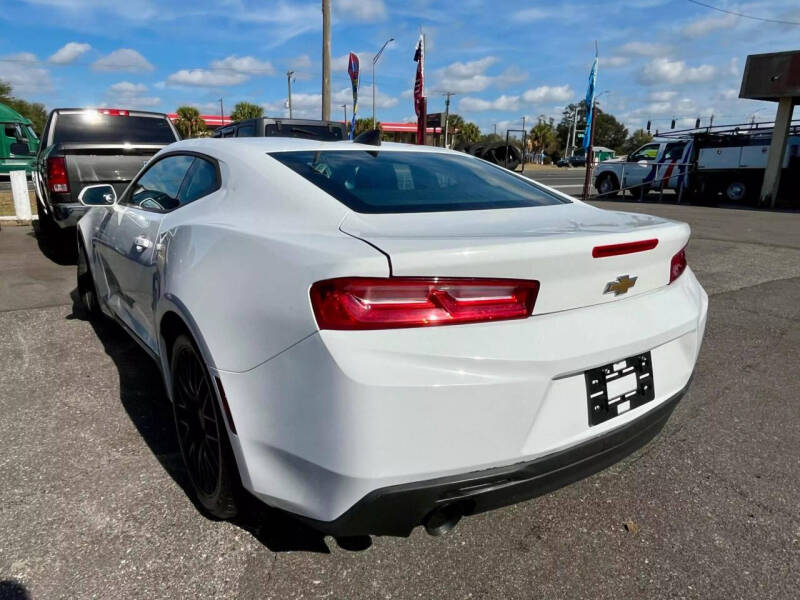 2016 Chevrolet Camaro 1LT photo 4