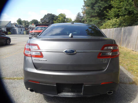 2014 Ford Taurus SEL
