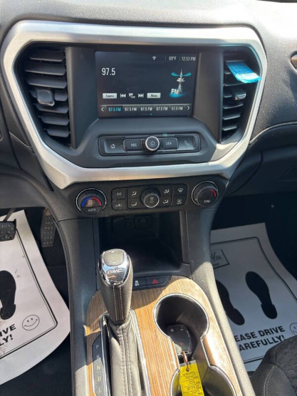 2019 GMC Acadia SLE-1