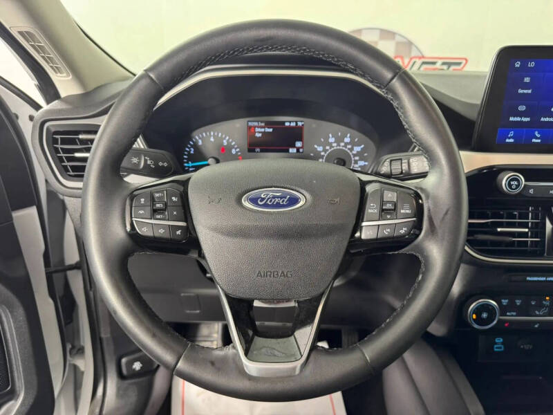 2022 Ford Escape SE