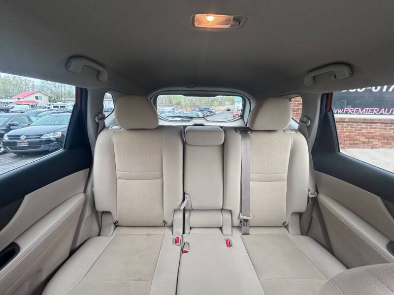 2016 Nissan Rogue S