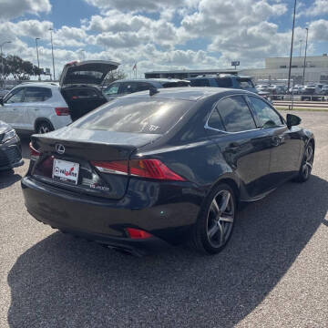 2017 Lexus IS 200t