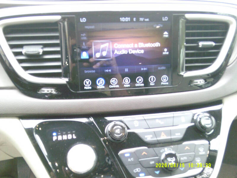2017 Chrysler Pacifica Touring Plus