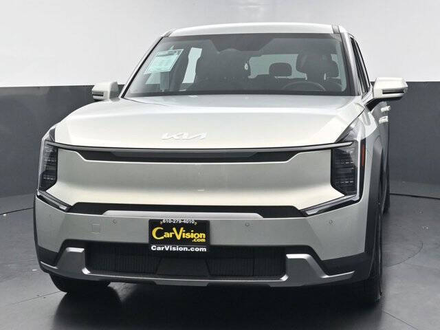 2024 Kia EV9 Light