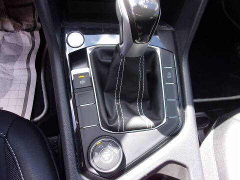 2023 Volkswagen Taos SE 4Motion