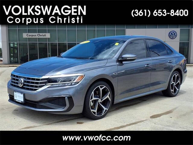 2022 Volkswagen Passat R-Line