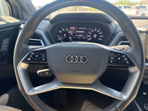 2022 Audi Q4 e-tron quattro Premium 50