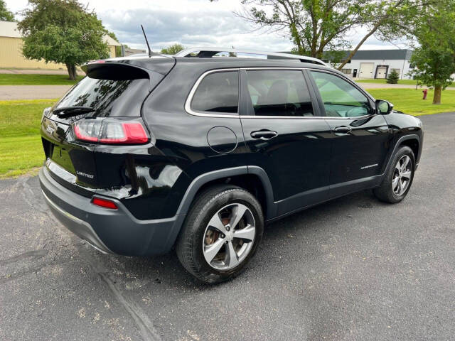 2019 Jeep Cherokee for sale at Driven Auto in Corcoran, MN