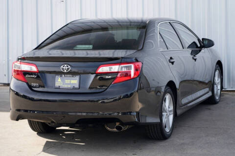 2014 Toyota Camry SE