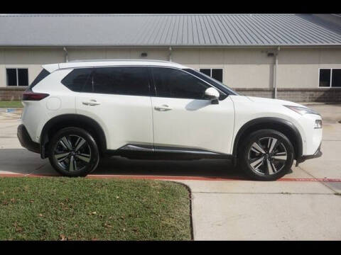 2022 Nissan Rogue SL