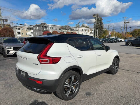 2019 Volvo XC40 T5 R-Design