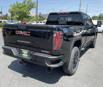 2025 GMC Sierra 3500HD