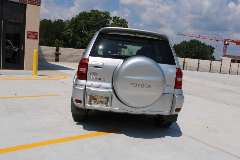 2005 Toyota RAV4