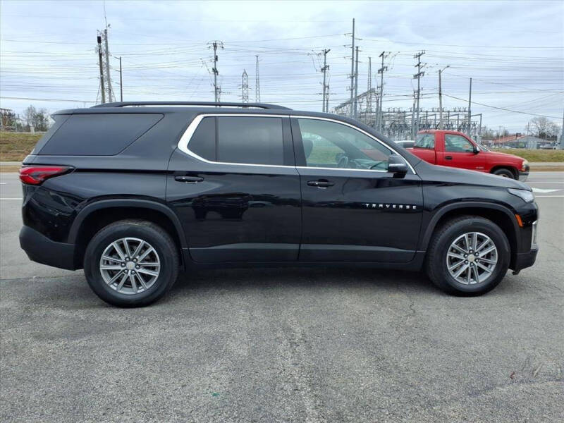 2022 Chevrolet Traverse LT Cloth