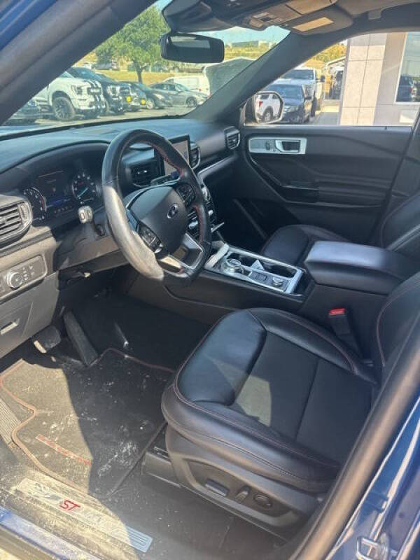 2022 Ford Explorer ST-Line