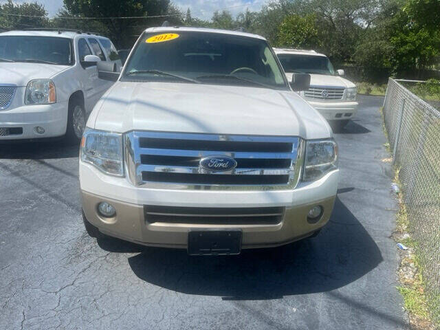 2012 FORD Expedition SUV / Crossover - $9,800