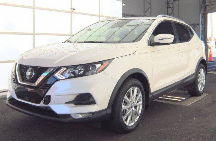 2022 Nissan Rogue Sport SV