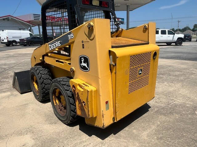2014 John Deere 315