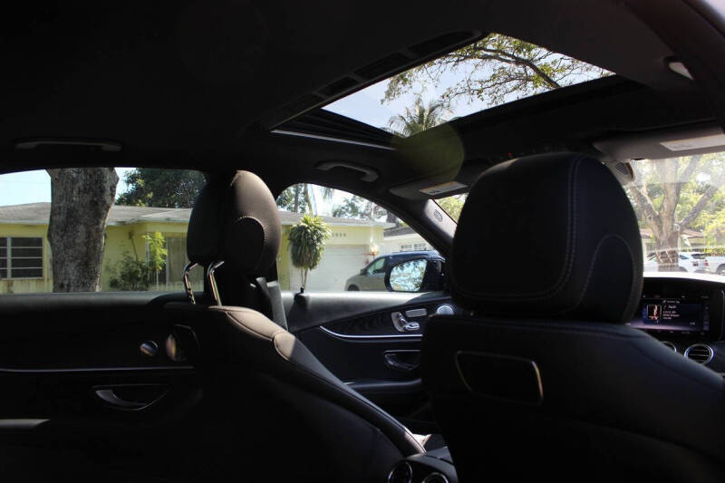 2019 Mercedes-Benz E-Class E 300