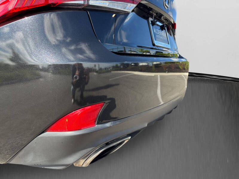 2019 Lexus IS 300