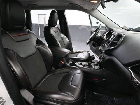 2019 Jeep Cherokee Trailhawk