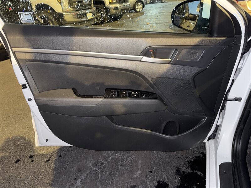 2020 Hyundai Elantra SEL