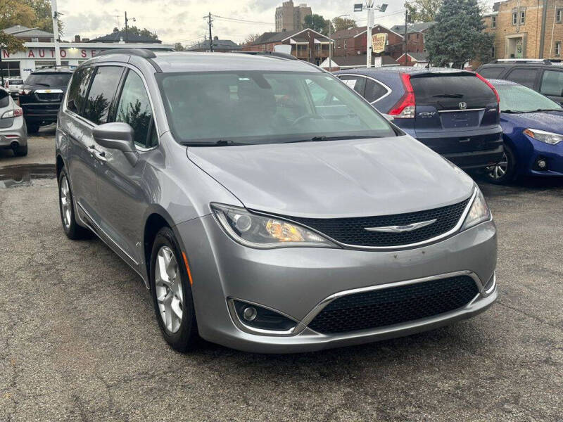 2017 Chrysler Pacifica for sale at IMPORT MOTORS in Saint Louis MO