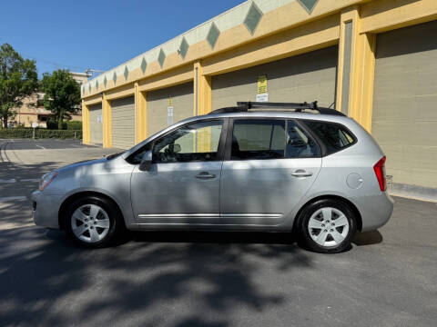 2009 Kia Rondo LX