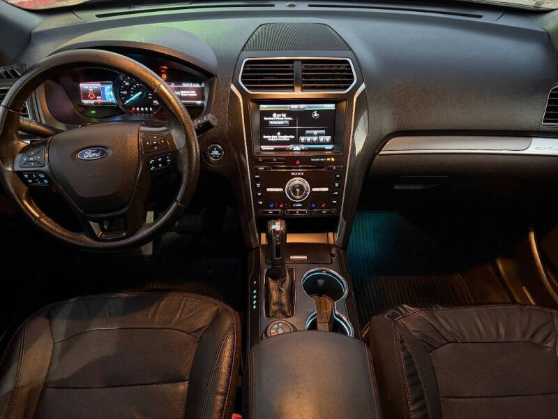 2016 Ford Explorer Sport