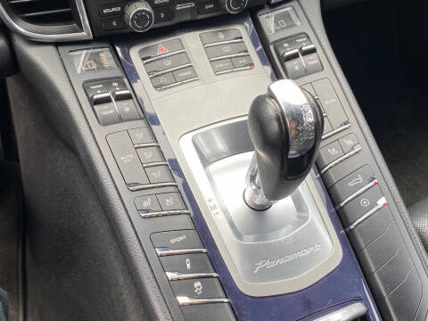 2012 Porsche Panamera 4