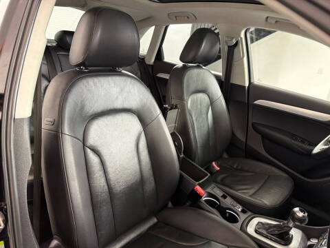 2015 Audi Q3 2.0T Premium Plus