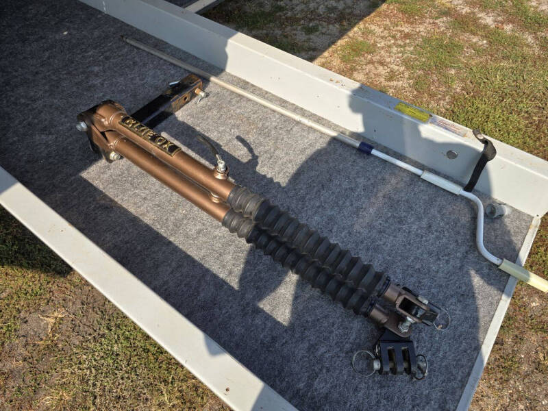 2004 Country Coach Magna