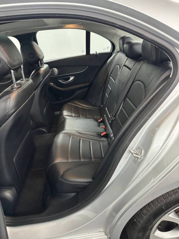 2016 Mercedes-Benz C-Class