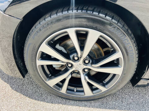 2017 Nissan Maxima Platinum