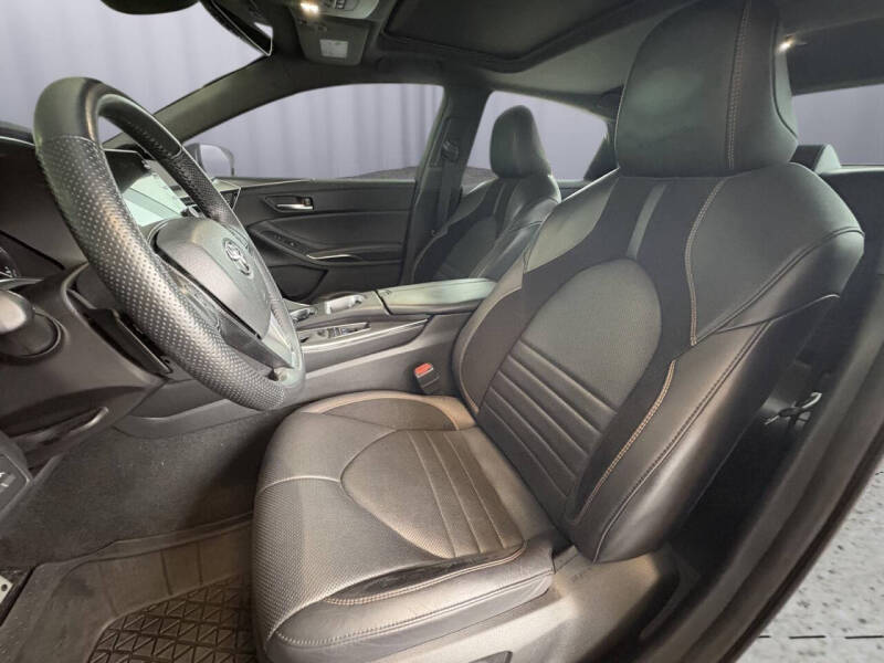 2022 Toyota Avalon Hybrid XSE Nightshade