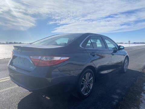 2016 Toyota Camry SE