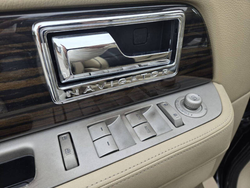 2010 Lincoln Navigator