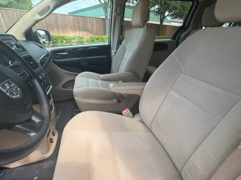 2014 Dodge Grand Caravan SE