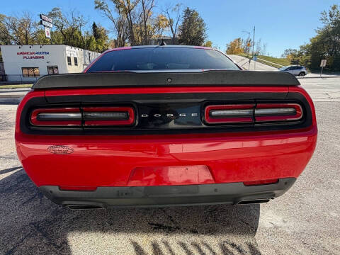 2018 Dodge Challenger R/T Plus Shaker