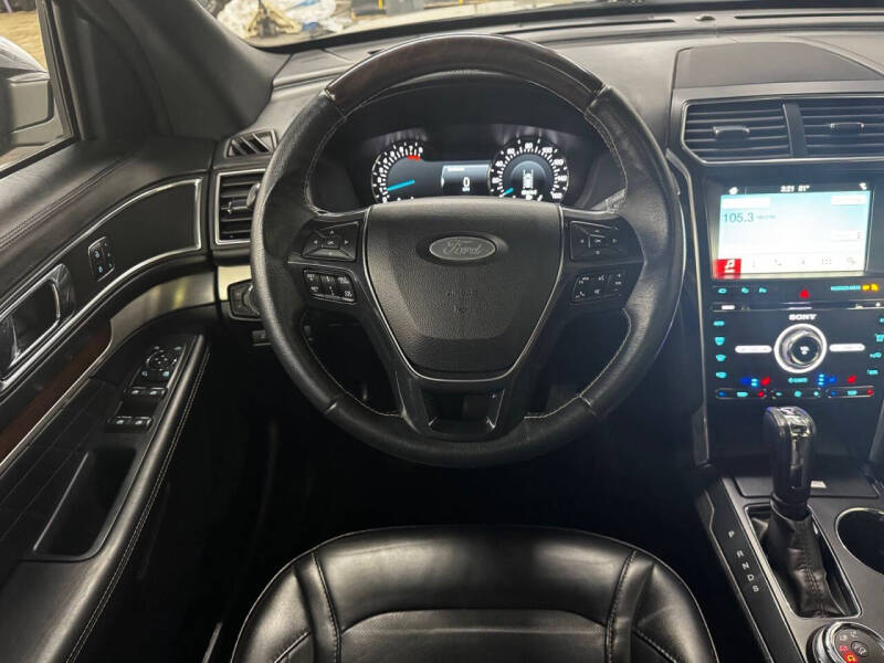 2018 Ford Explorer Platinum