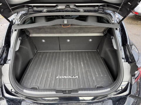 2025 Toyota Corolla Hatchback XSE