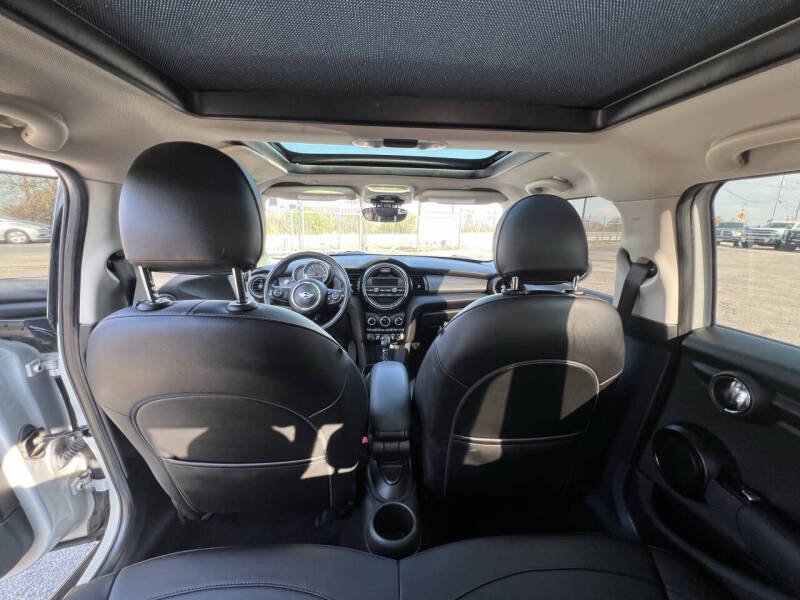 2015 MINI Hardtop 4 Door Cooper