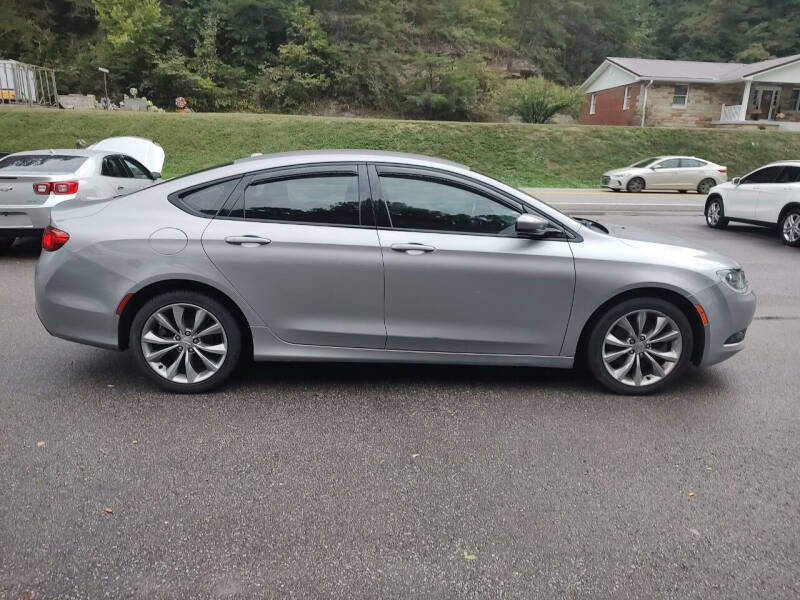 2015 Chrysler 200 S