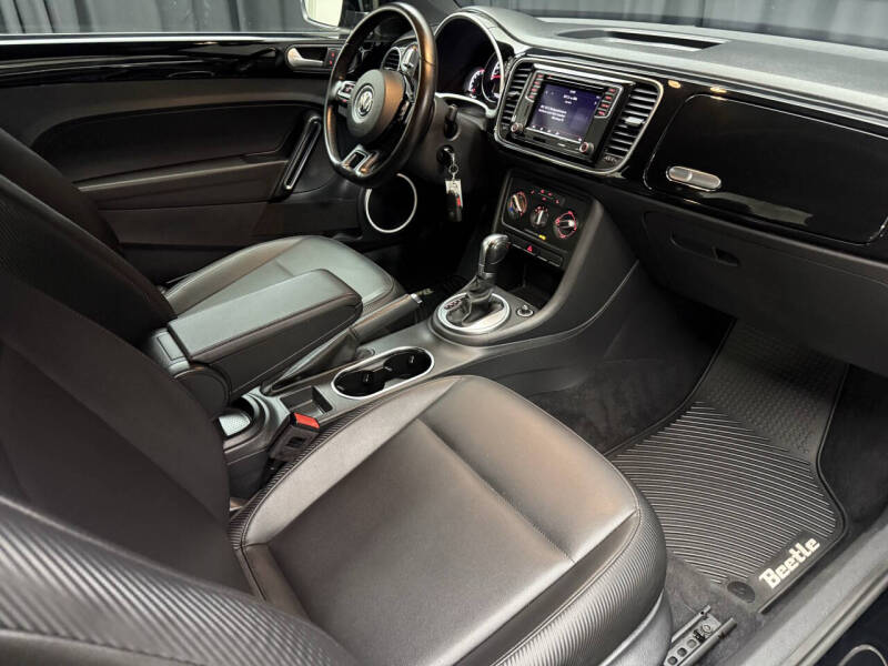 2016 Volkswagen Beetle 1.8T SE PZEV